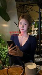 清纯少女，逼粉水多可内