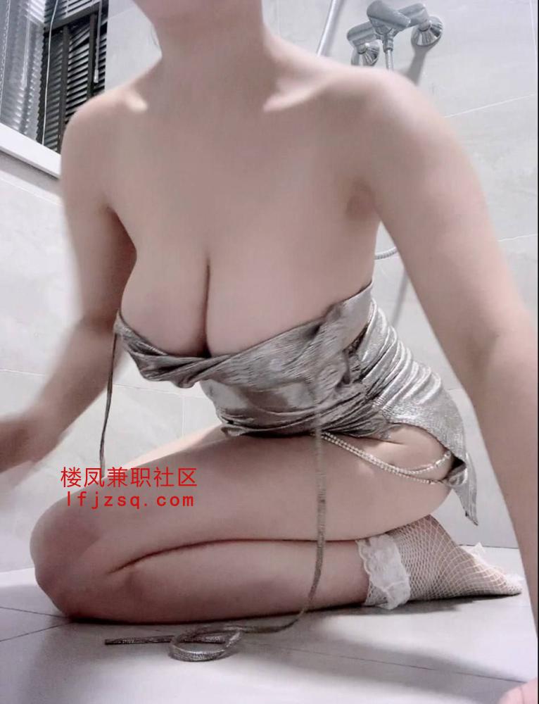 烟台妹子本人真实 身材也好 粉逼无异味可以舔