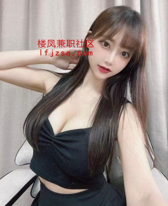 女大学生御姐身材波大逼紧多水