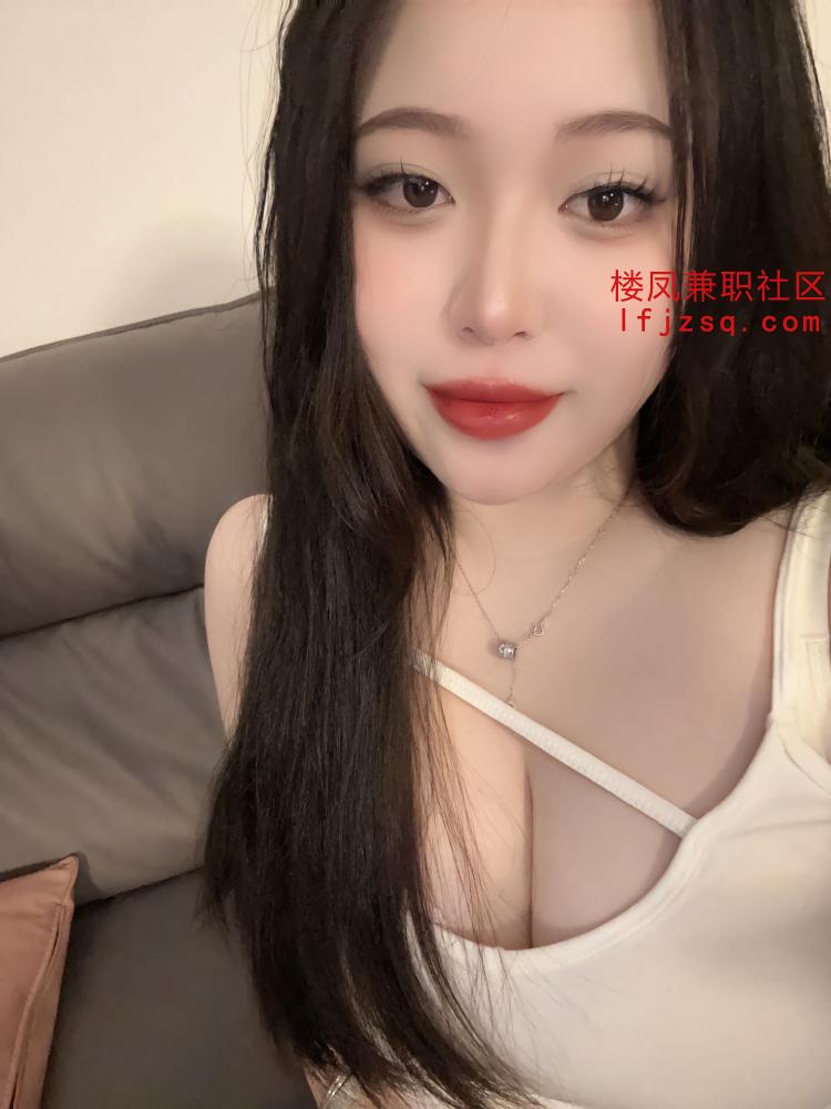 惠州细腰翘臀极品骚逼