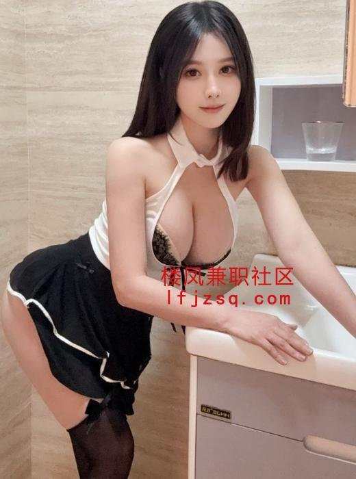 清纯小嫩妹水嫩多汁大胸一线天逼