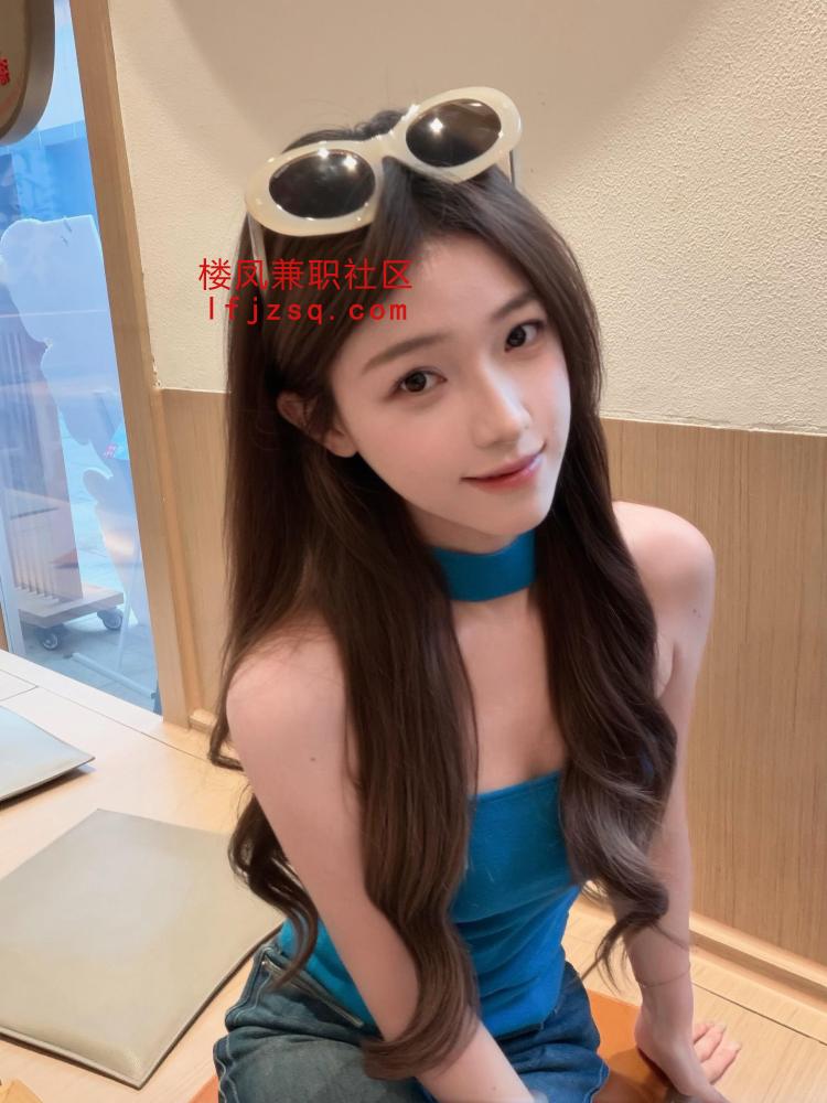 胸大粉嫩极品紧致鲍鱼多汁妹妹