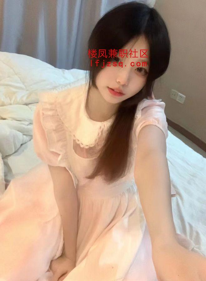 粉嫩白虎甜妹.性欲饥食者水多淫娃