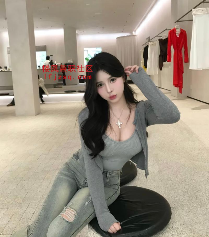 绝美身材粉蝴蝶好玩，相当骚