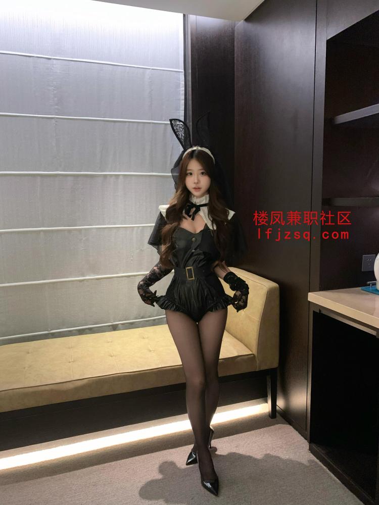 体验黑丝卡哇伊兼职