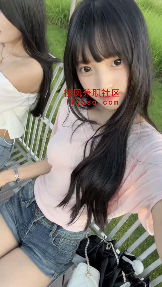 粉嫩水汪汪带些娇羞会说你轻点哦