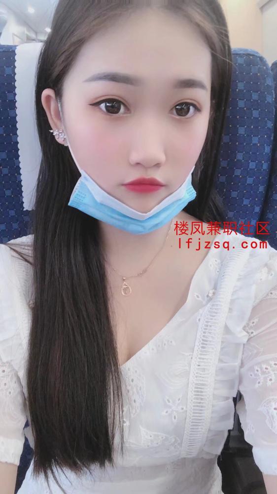 武侯甜美粉嫩学妹