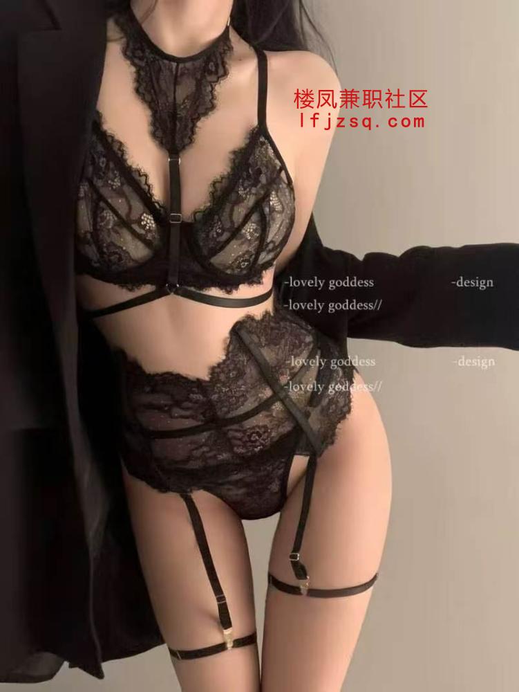 短发风骚大波妹妹