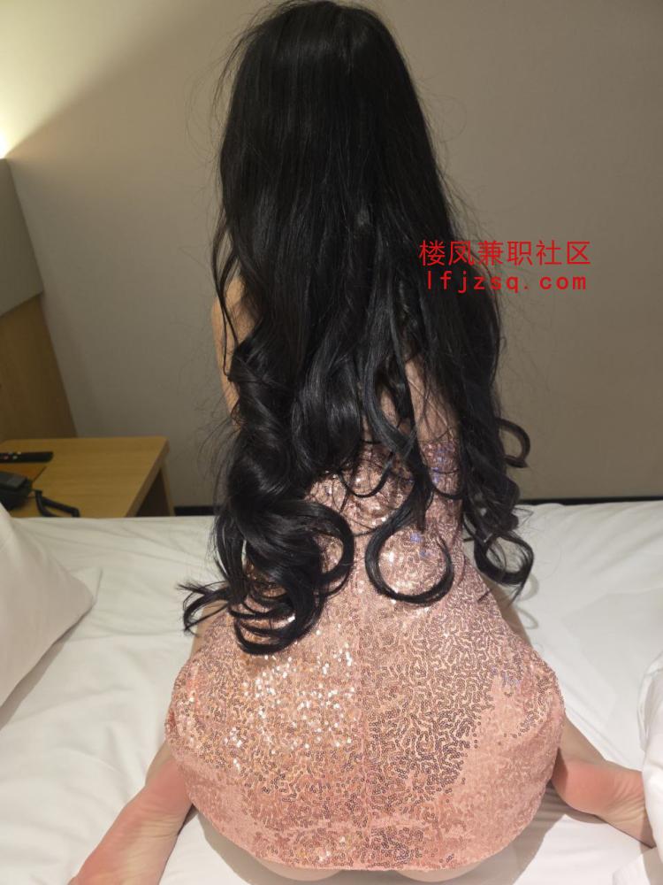 这个老师是外地人 但是热情啊