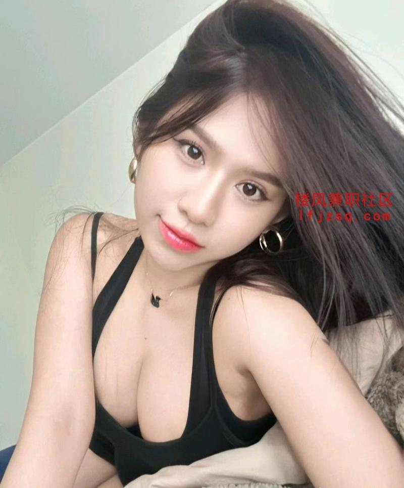 妹子性感水多粉嫩人漂亮