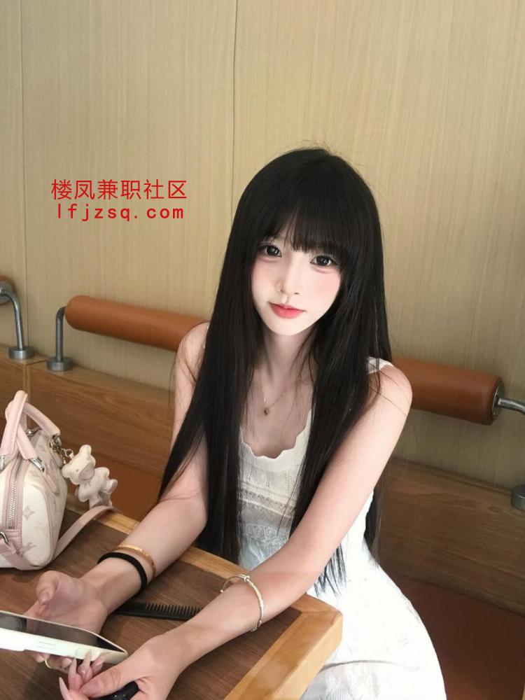 信阳性感御姐服务系女王抓龙筋