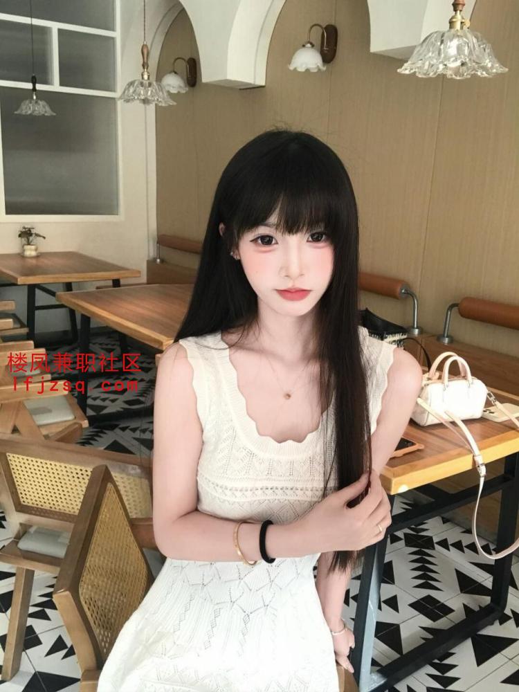 信阳性感御姐服务系女王抓龙筋