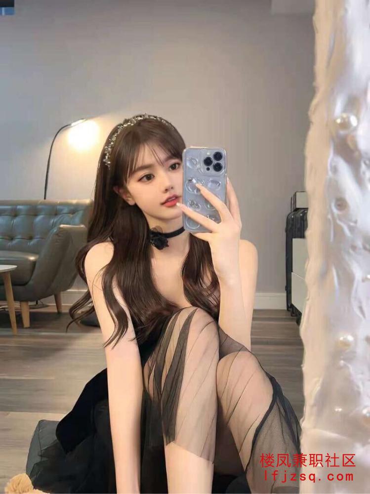 龙岩性感豹纹制服女友嫩妹巨乳