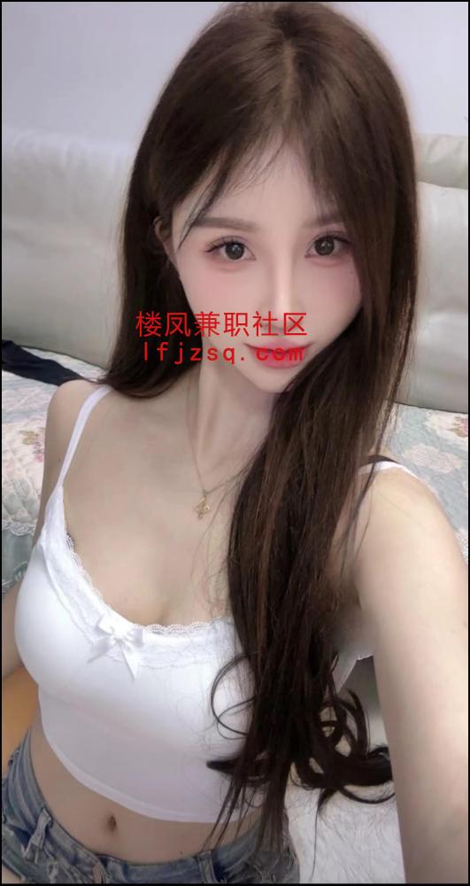 兼职御姐三点粉嫩水多逼紧