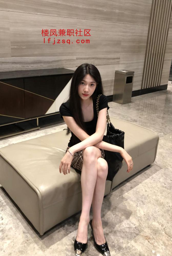 南京骚气大长腿活好会喷水