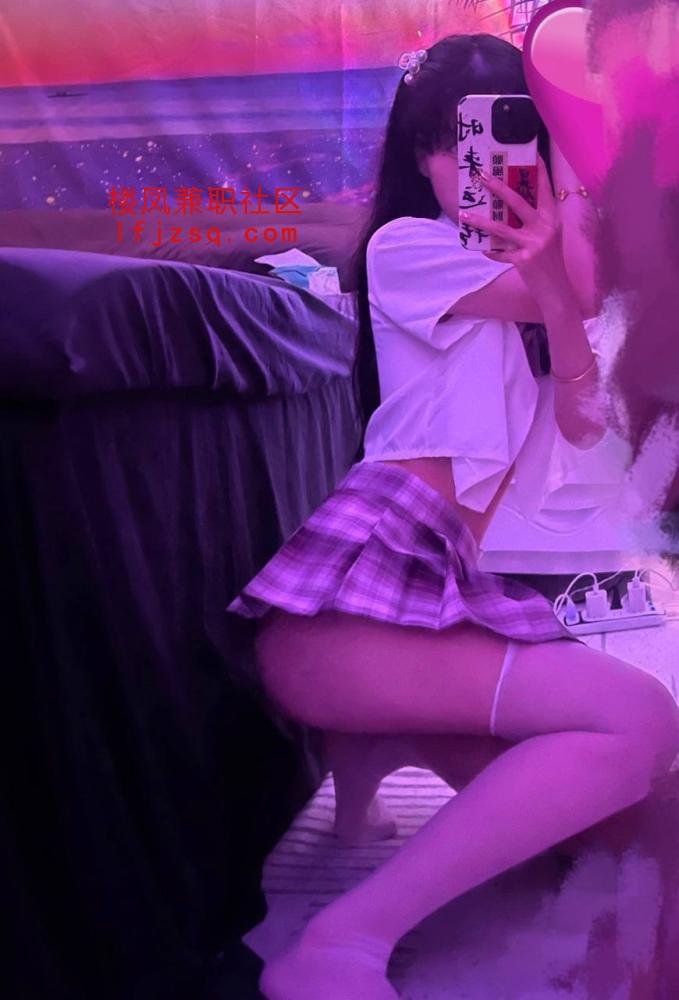 惠州20出头的小嫩逼水多姿势配合爽