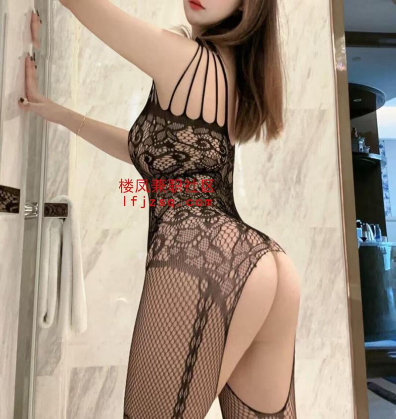 性感标致的妹妹，撞小屁股最舒服
