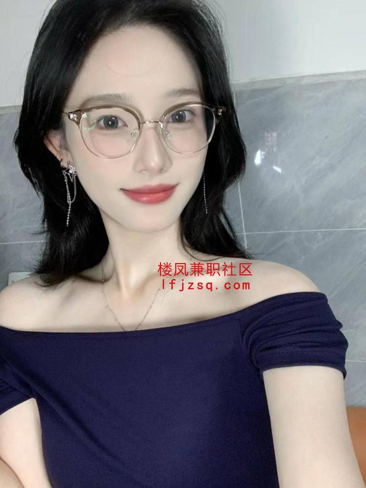 湘潭花胸轻熟气质老师