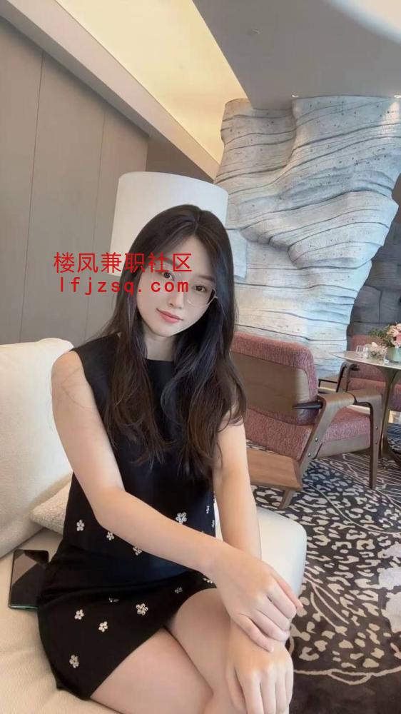 岳阳性感风骚黑丝御姐桑拿