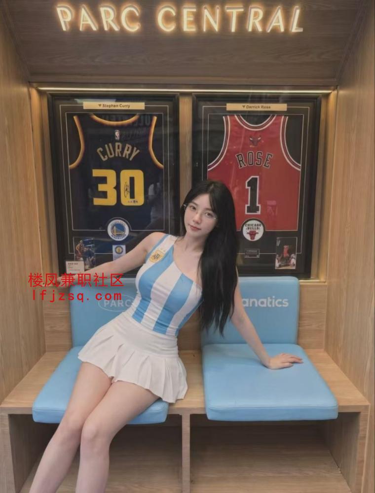 松原极品嫩妹水多身材一流大奶非常有手感
