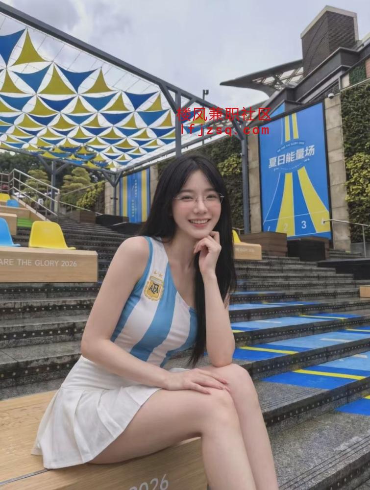 松原极品嫩妹水多身材一流大奶非常有手感
