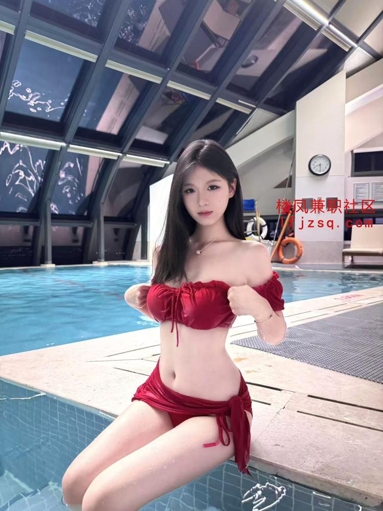 小丰满E罩杯妹子
