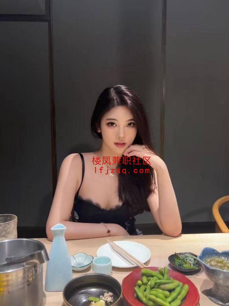 【同城精品】极品嫩粉 车模 学妹 护士 少妇个人兼职（有公寓可内射）有体检报告