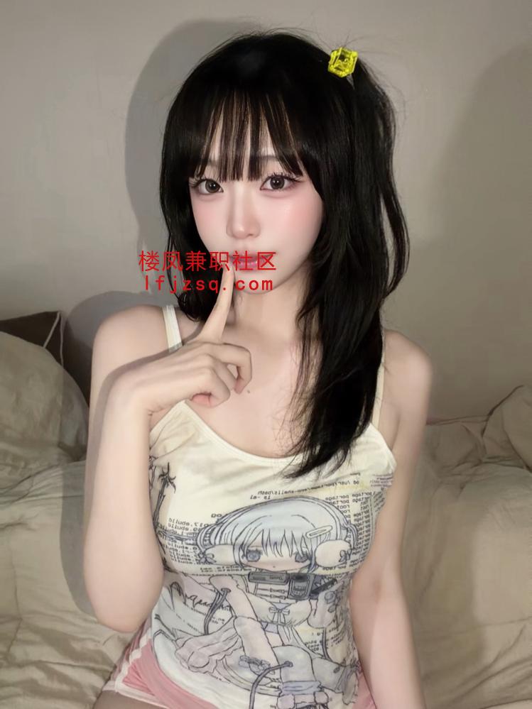 济南年轻漂亮练瑜伽身材好性感敏感逼逼