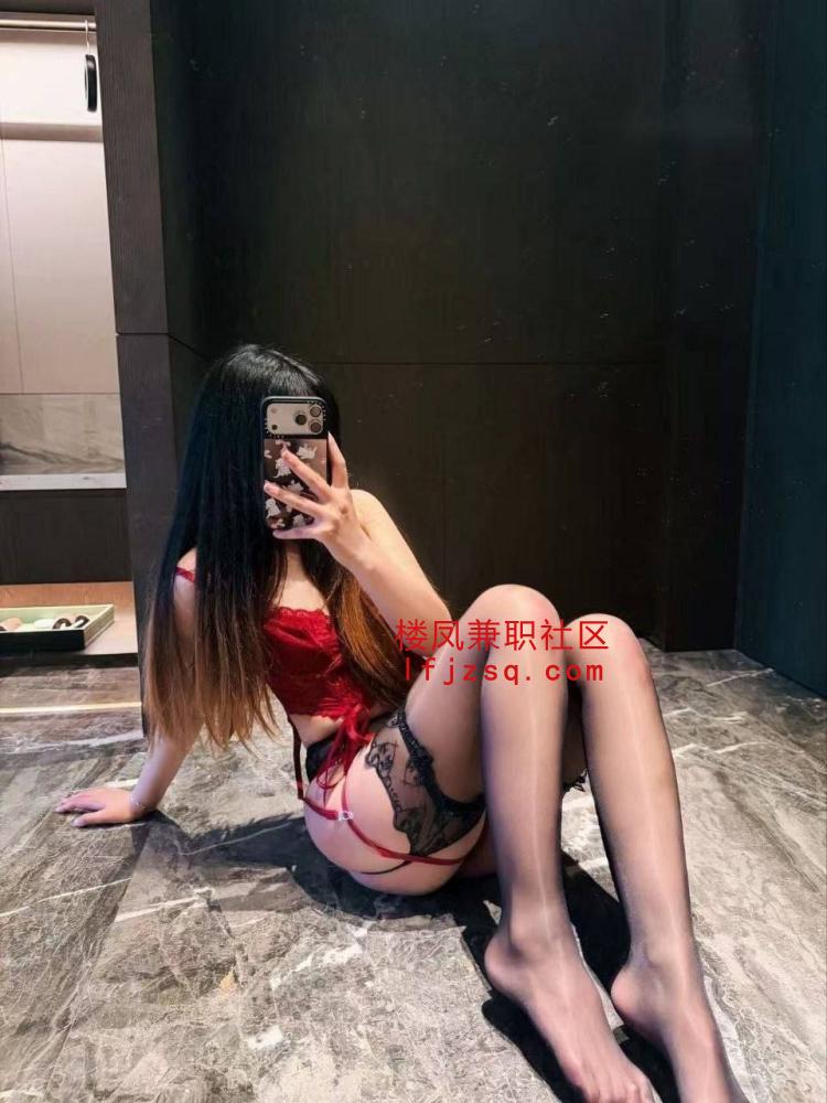 石家庄极品小妹听话乖巧（性欲大没见过这么多水的）