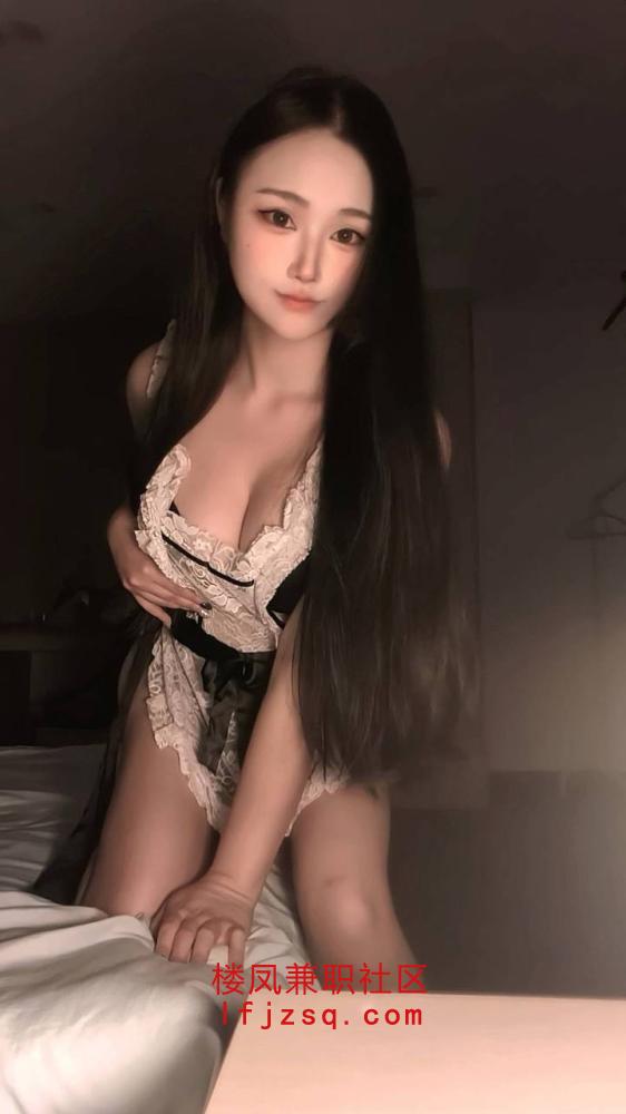 临汾清纯无敌整活口爆小骚货
