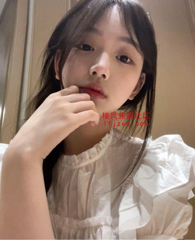 黄冈邂逅性感淫荡大奶妹