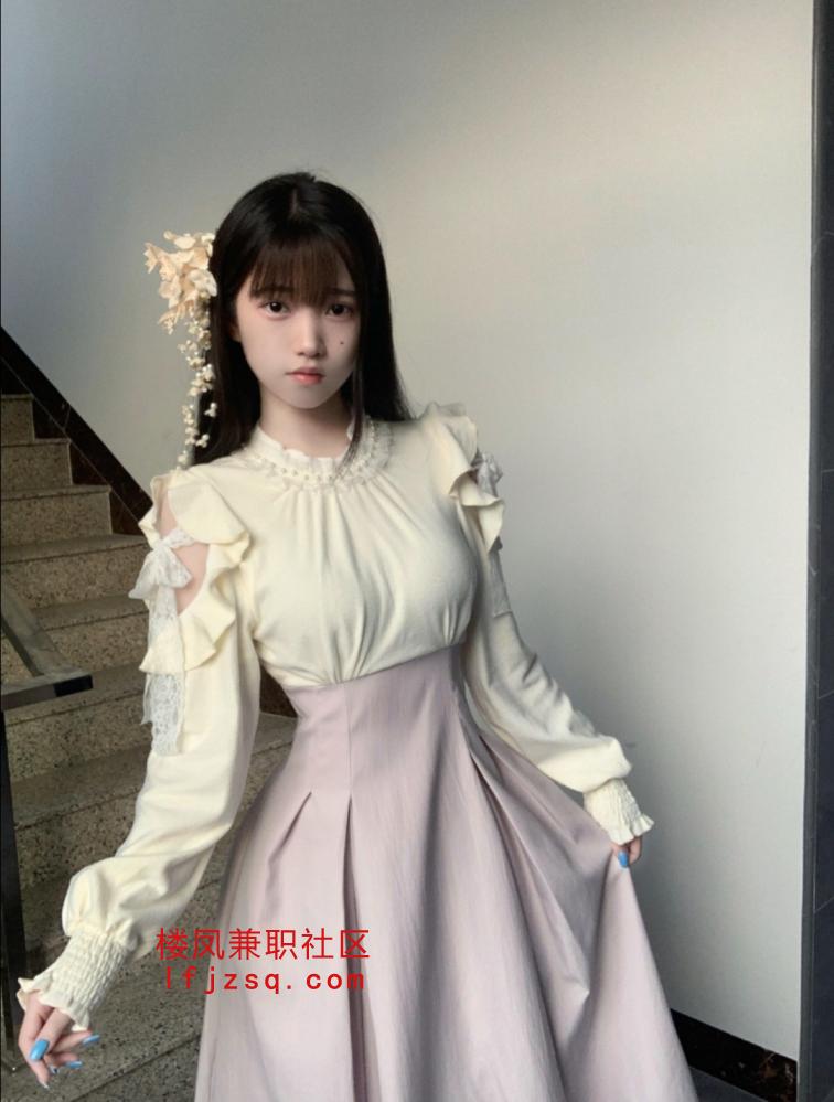 初恋女友的感觉可爱乖巧