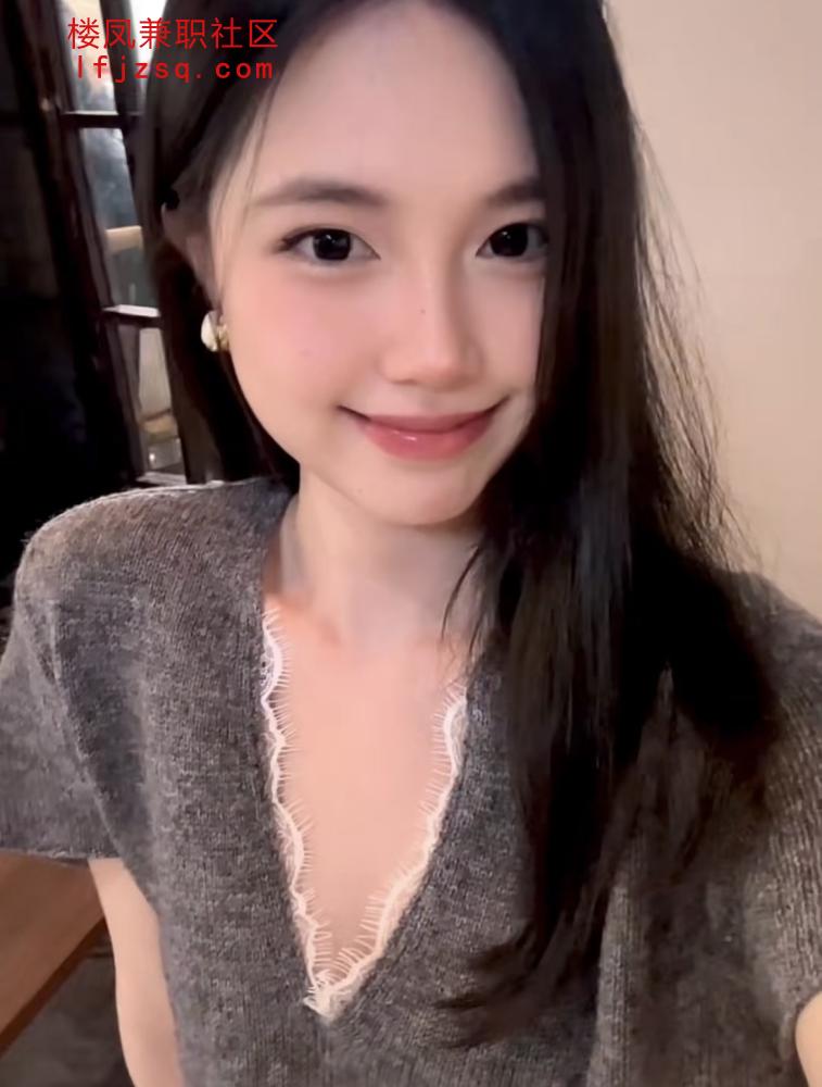 清纯少女兼职下海b紧水多［官方认证］