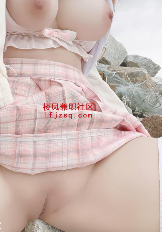 00后嫩妹身材性感大波蜜桃美臀粉嫩