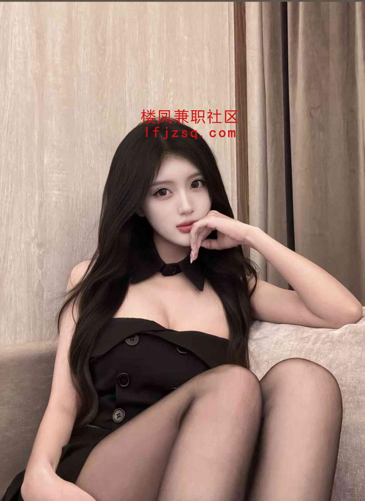 美臂翘臀性感尤物粉嫩闷骚