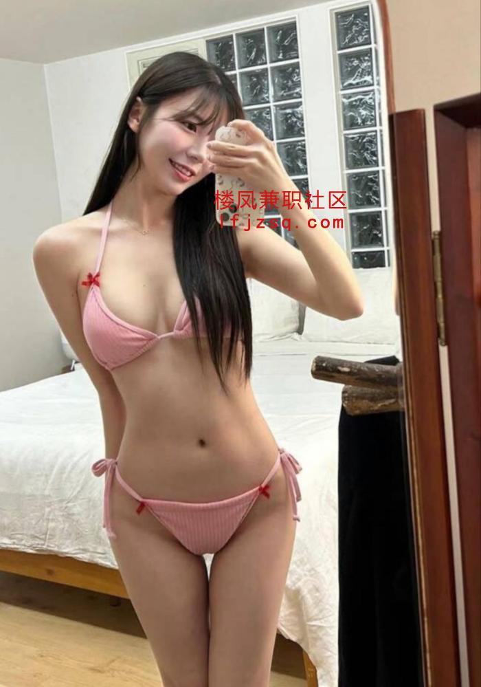 湖州嫩穴喷泉小骚妹子按住屁股猛猛插