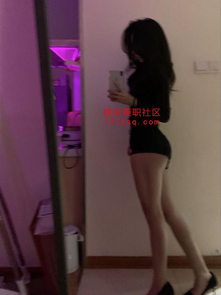 秦皇岛小妖精大长腿.前凸后翘白虎逼..能调教