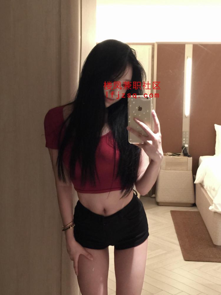 越城职校高颜值好身材兼职嫩妹