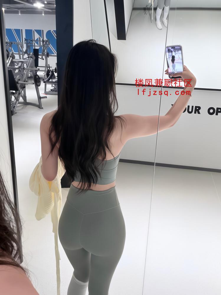 西安22岁粉嫩多汁白虎妹妹（可上门）