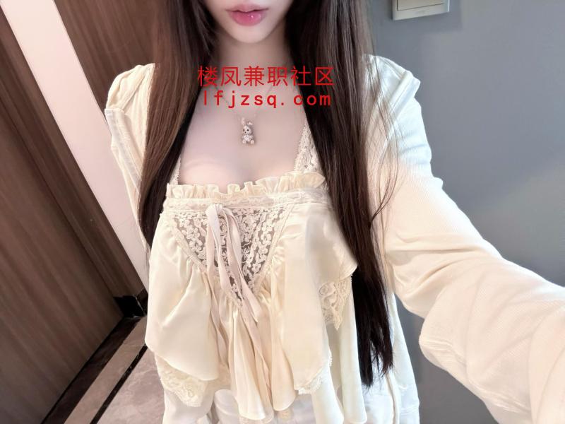 临沂性感大胸翘臀骚妹妹（可上门）