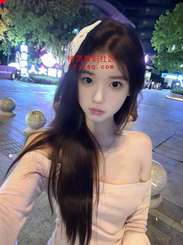 武昌漂亮妹妹粉前凸后翘蜜桃臀嫩逼水多
