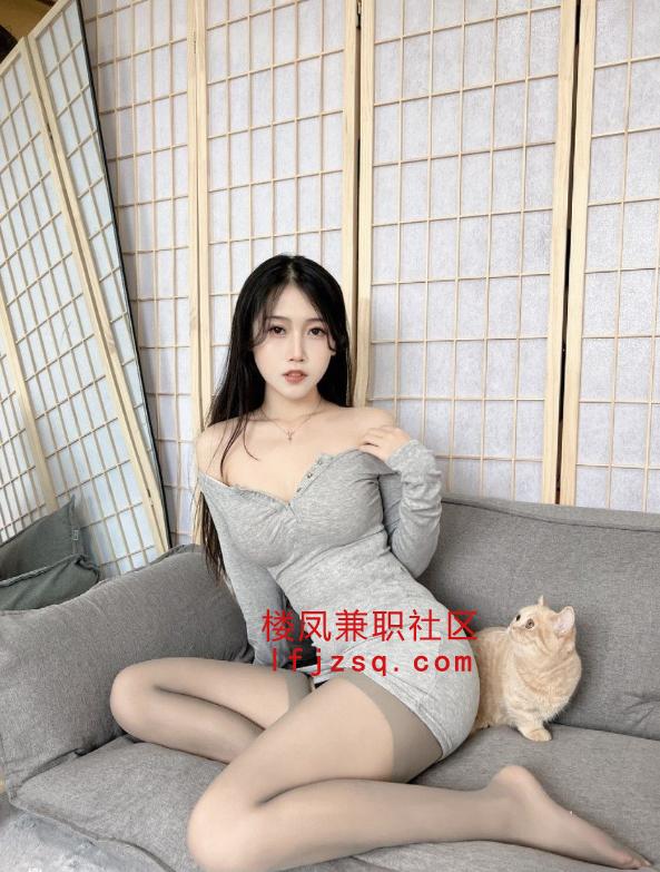 南京黑丝多汁小妖精
