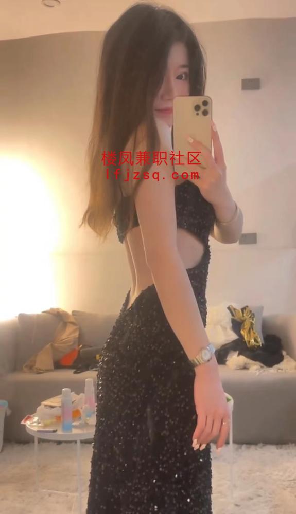 情趣制服风骚小妹妹