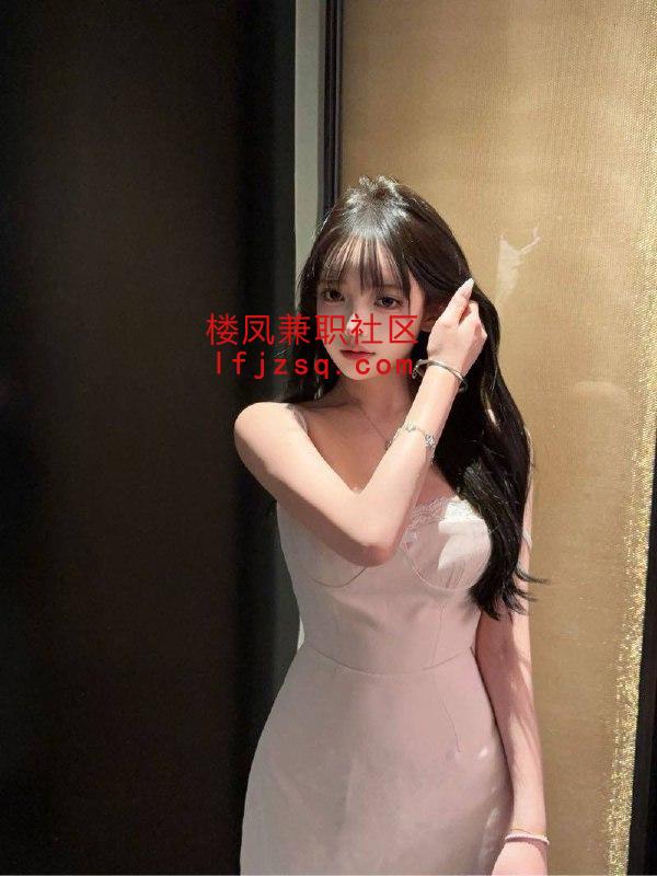 潮喷毒龙骚货