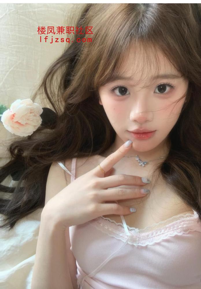 甜美学生刚破处下海特别紧特别敏感特别粉嫩