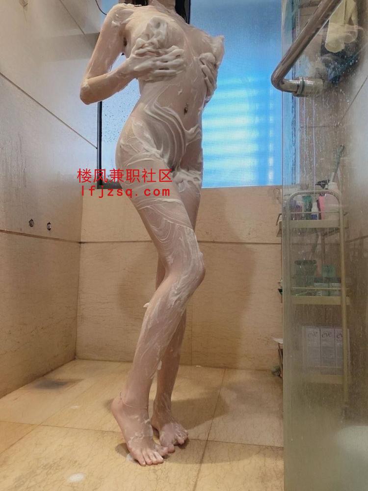 大连长腿欲女身材火辣性欲极强