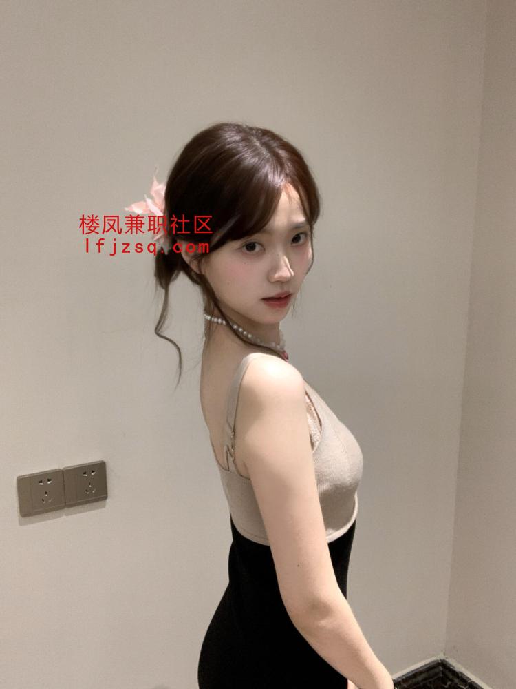 粉粉大乳嫩鲍淫荡小野猫猛操会高潮