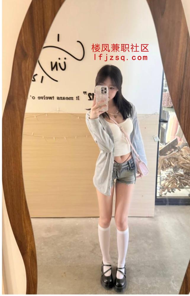 西安纯欲系s身材标准马甲线可上门兼职女孩