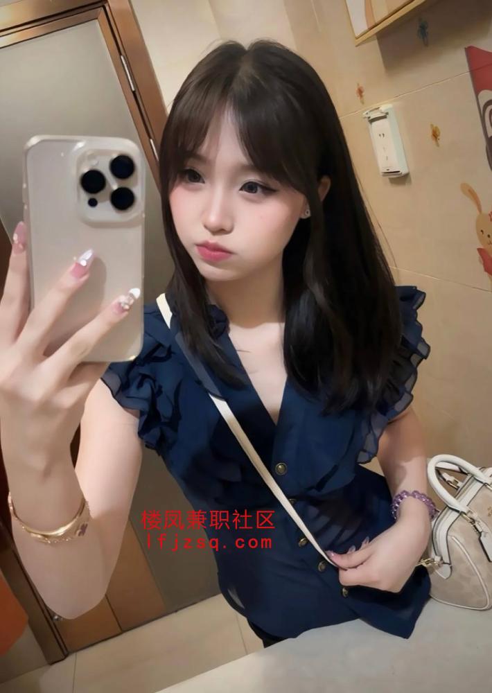 西安纯欲系s身材标准马甲线可上门兼职女孩