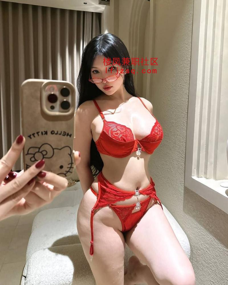 长沙丰满翘臀秘书温柔听话三点粉